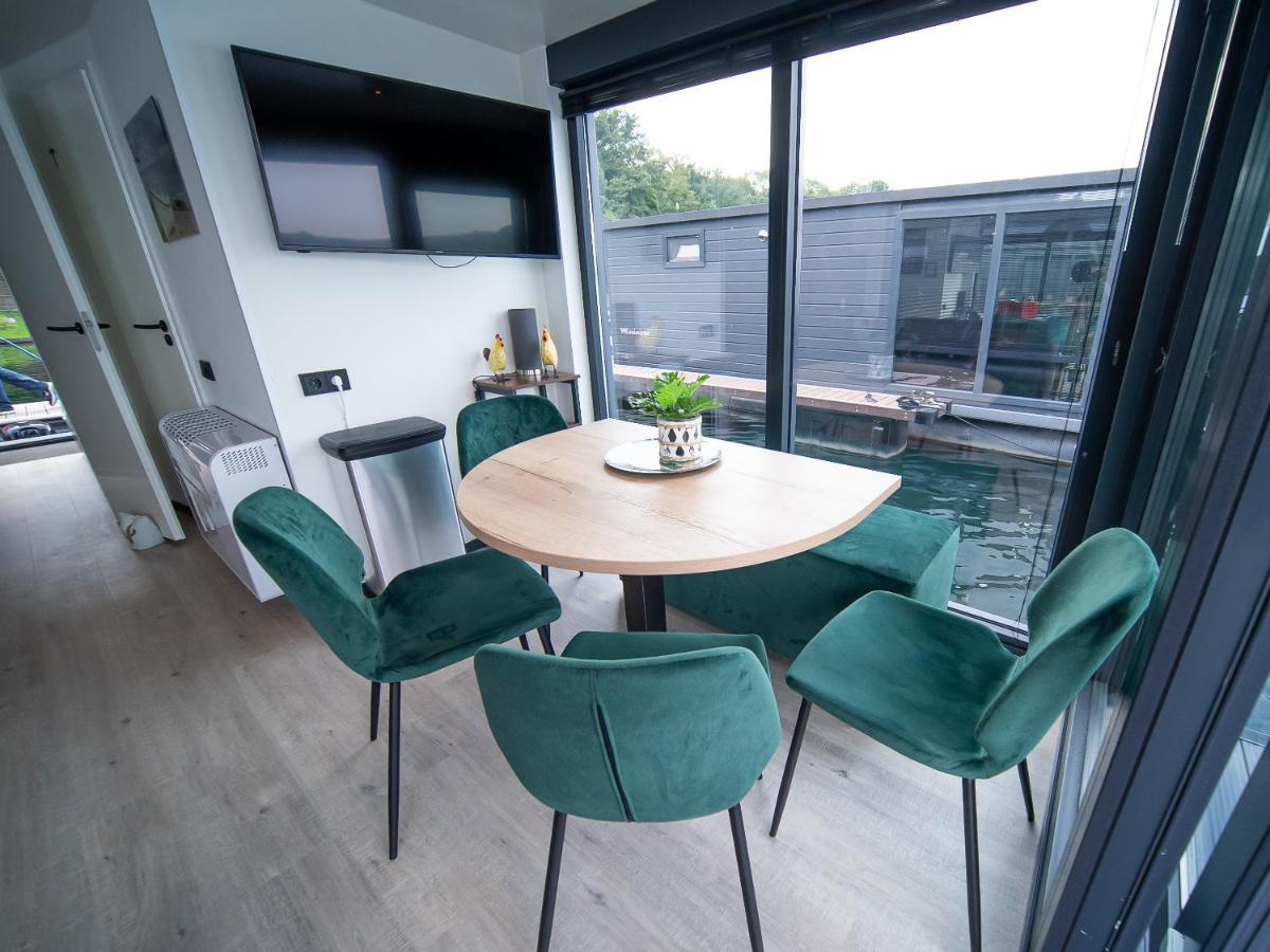 Houseboats Mookerplas Met Dakterras Middelaar Ngoại thất bức ảnh