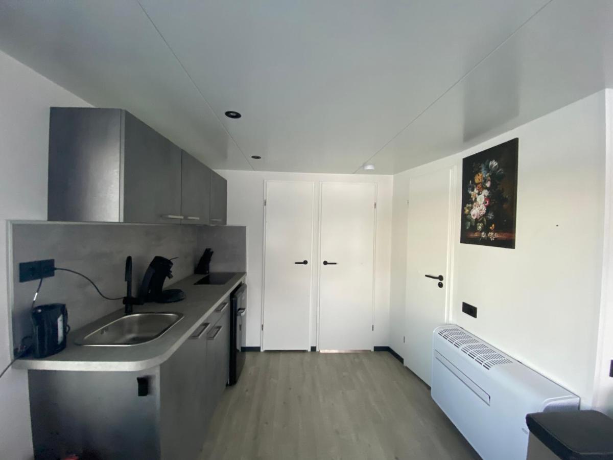 Houseboats Mookerplas Met Dakterras Middelaar Ngoại thất bức ảnh